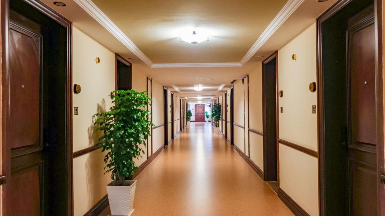 פנום פן Hotel Cambodiana מראה חיצוני תמונה